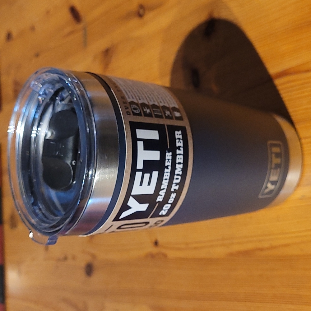 YETI Rambler, navy blue, 20oz tumbler